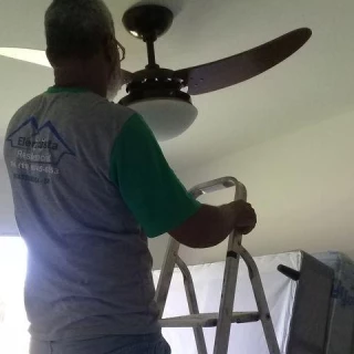  ventiladores de teto instalação revisão manutenção consertos reparos para deixar o ambiente com temperatura agradavel