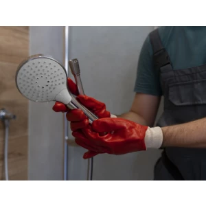 Chuveiros e Ducha eletrica Instalação, Manutenção para proporcionar um banho gostos e seguro de risco de choque eletrico na hora de relaxar 